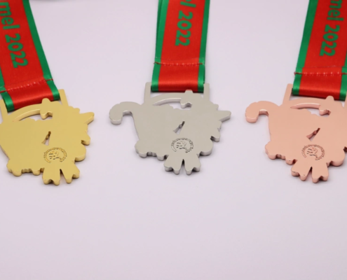 médailles podium verso or argent et bronze
